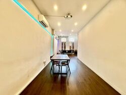 North Bridge Road (D7), Office #569589871
